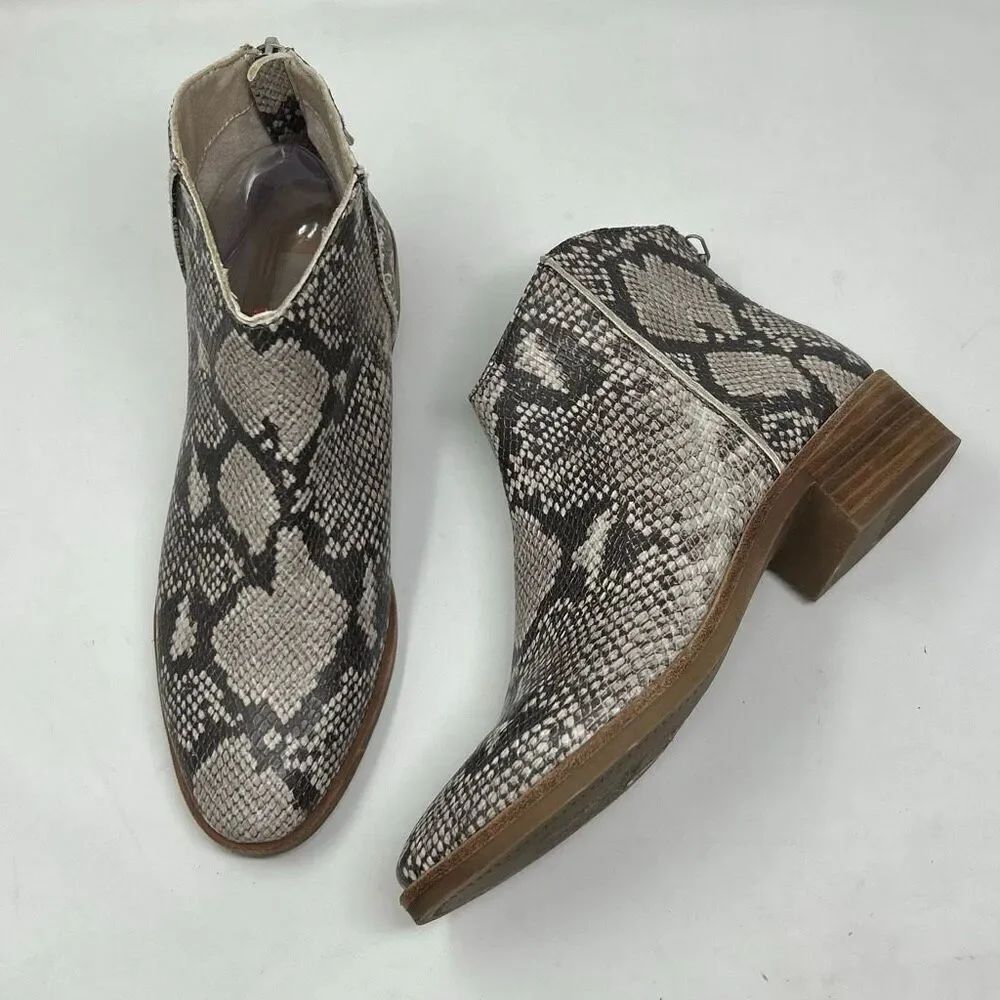 Dolce Vita Tavin Faux Snakeskin Ankle Boot Sz 8.5 Back Zip Block Heel Bootie